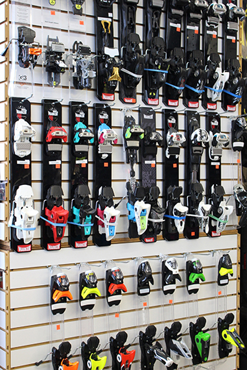 skis-ski-bindings-3598