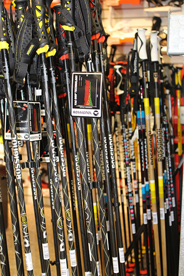skis-ski-poles-3629